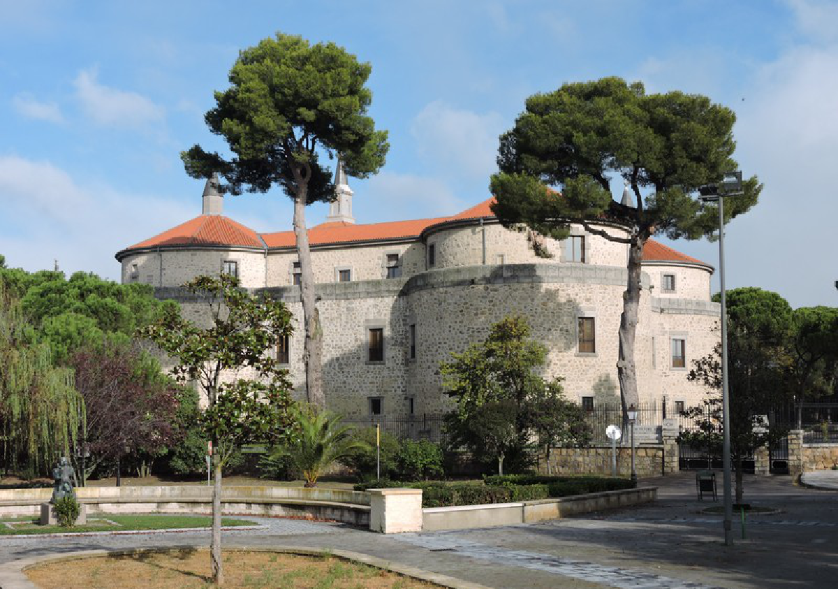 El Castillo de Villaviciosa de Odon 2